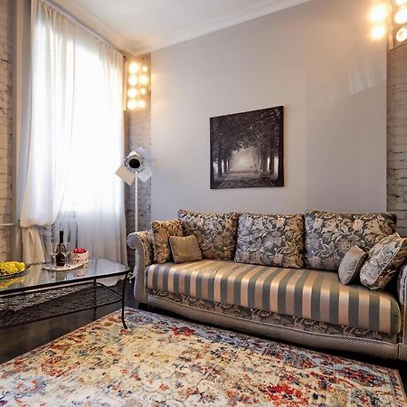 Paulmarie Apartment Near Nezavisimosti Мінськ Екстер'єр фото
